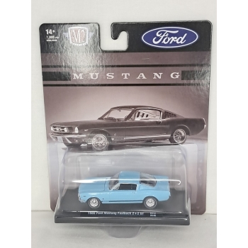 M2 Machines 1:64 Ford Mustang Fastback 2+2 GT 1966 blue